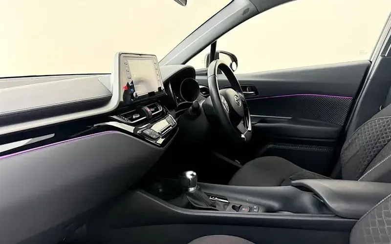 Used Toyota C-HR 122 HP (89 kW) 2023 Black SUV