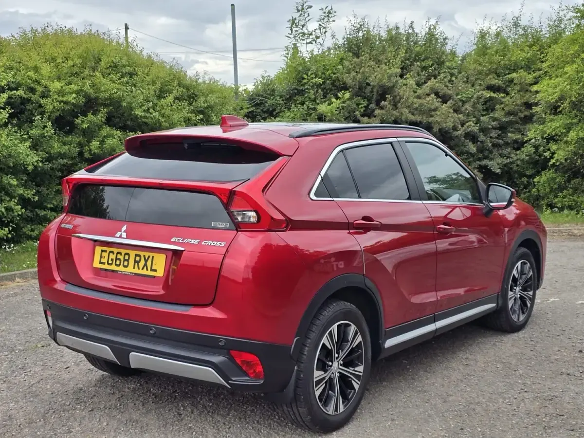 Used Mitsubishi Eclipse 2019 Red Hatchback
