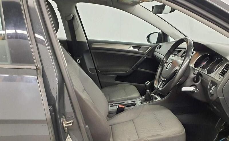 Used VW Golf VII Edition 110 HP (80 kW) 2017 Grey Hatchback