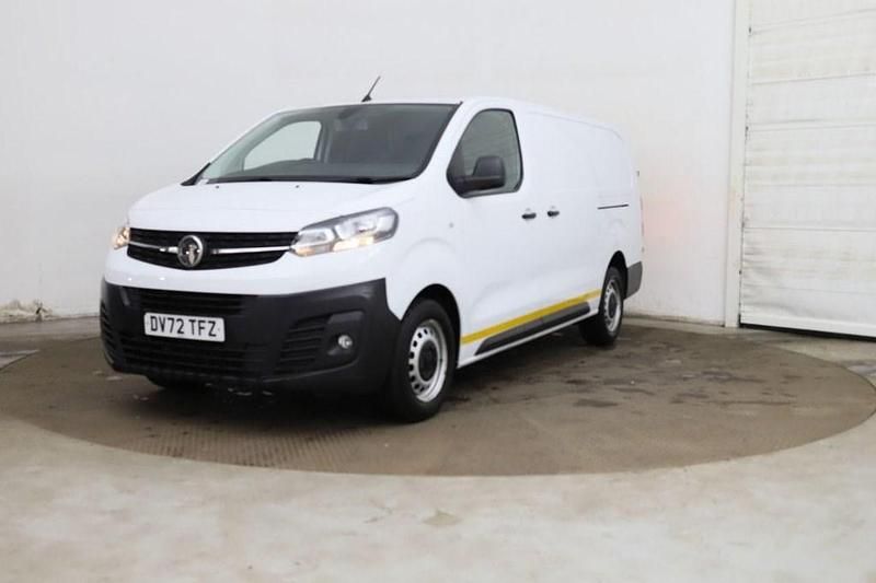 White Used 2022 Vauxhall Vivaro S Van | £12,880 (Fair price) - Image 1/4