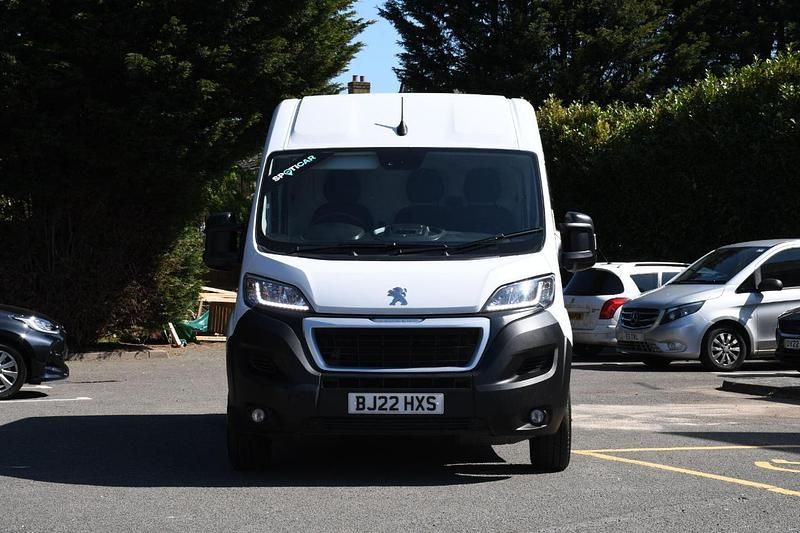 Second-hand Peugeot Boxer S 138 CP (101 kW) 2022 Alb Van