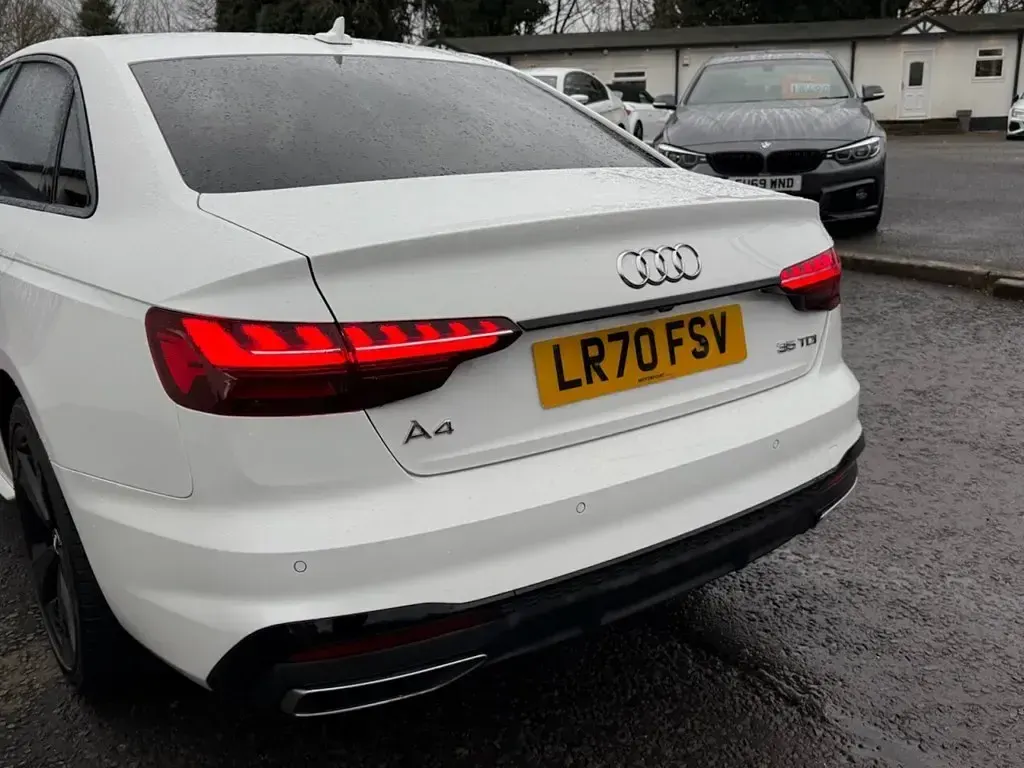 Used Audi A4 Black Edition 163 HP (119 kW) 2020 White Sedan