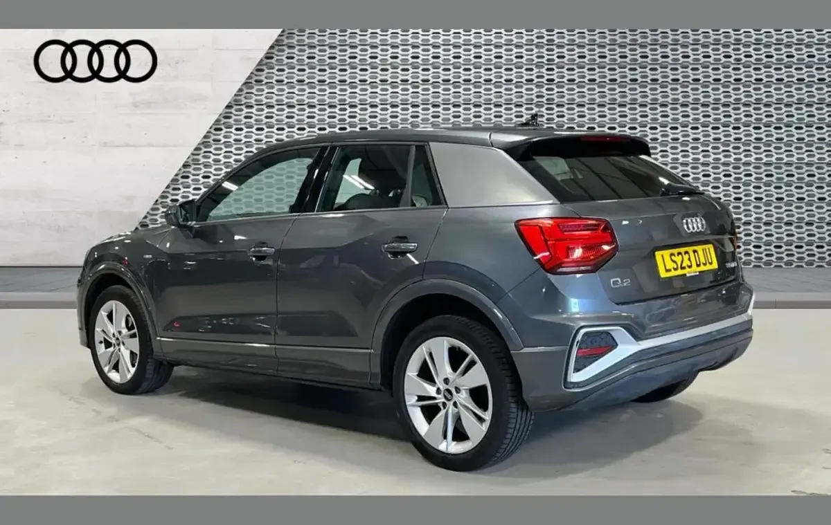 Used Audi Q2 S-Line 147 HP (108 kW) 2023 Grey SUV