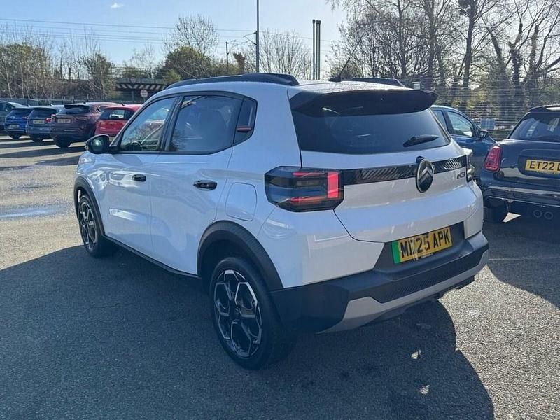Używany Citroën e-C3 83 kW (113 KM) 2025 Biały Hatchback