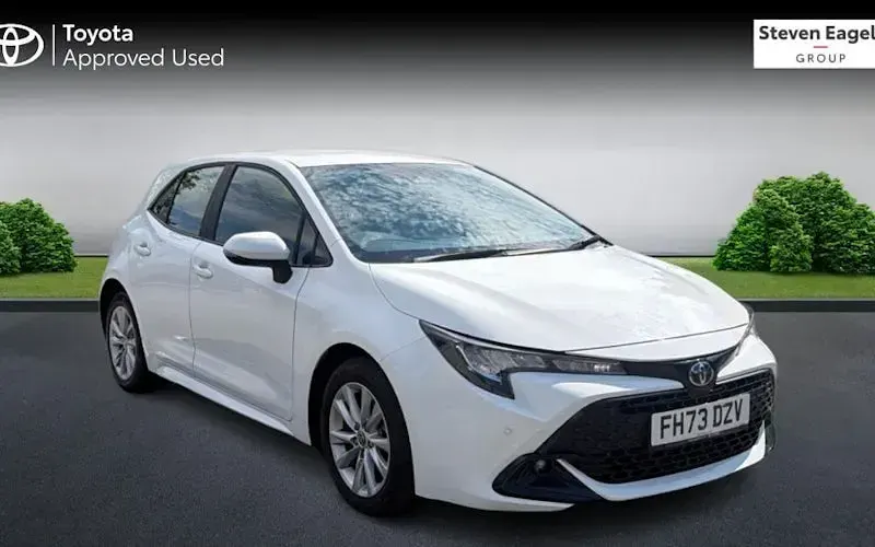 Used Toyota Corolla 140 HP (102 kW) 2023 Hatchback