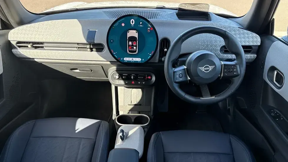 Used Mini Cooper S Hatch 201 HP (147 kW) 2025 White Hatchback