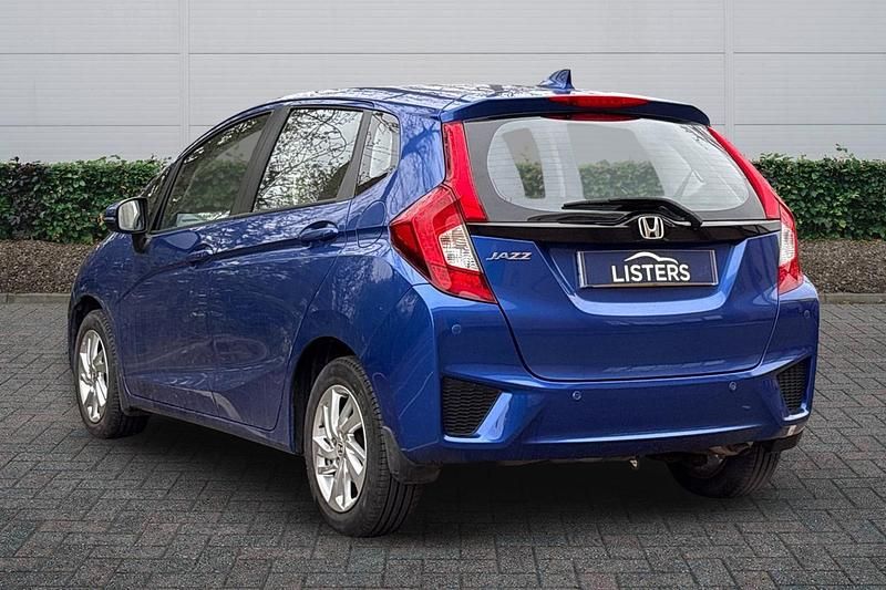 Used Honda Jazz SE 102 HP (75 kW) 2016 Blue Hatchback