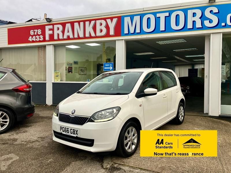 White Used 2017 Skoda Citigo SE Hatchback | £5,795 (Fair price) - Image 1/2