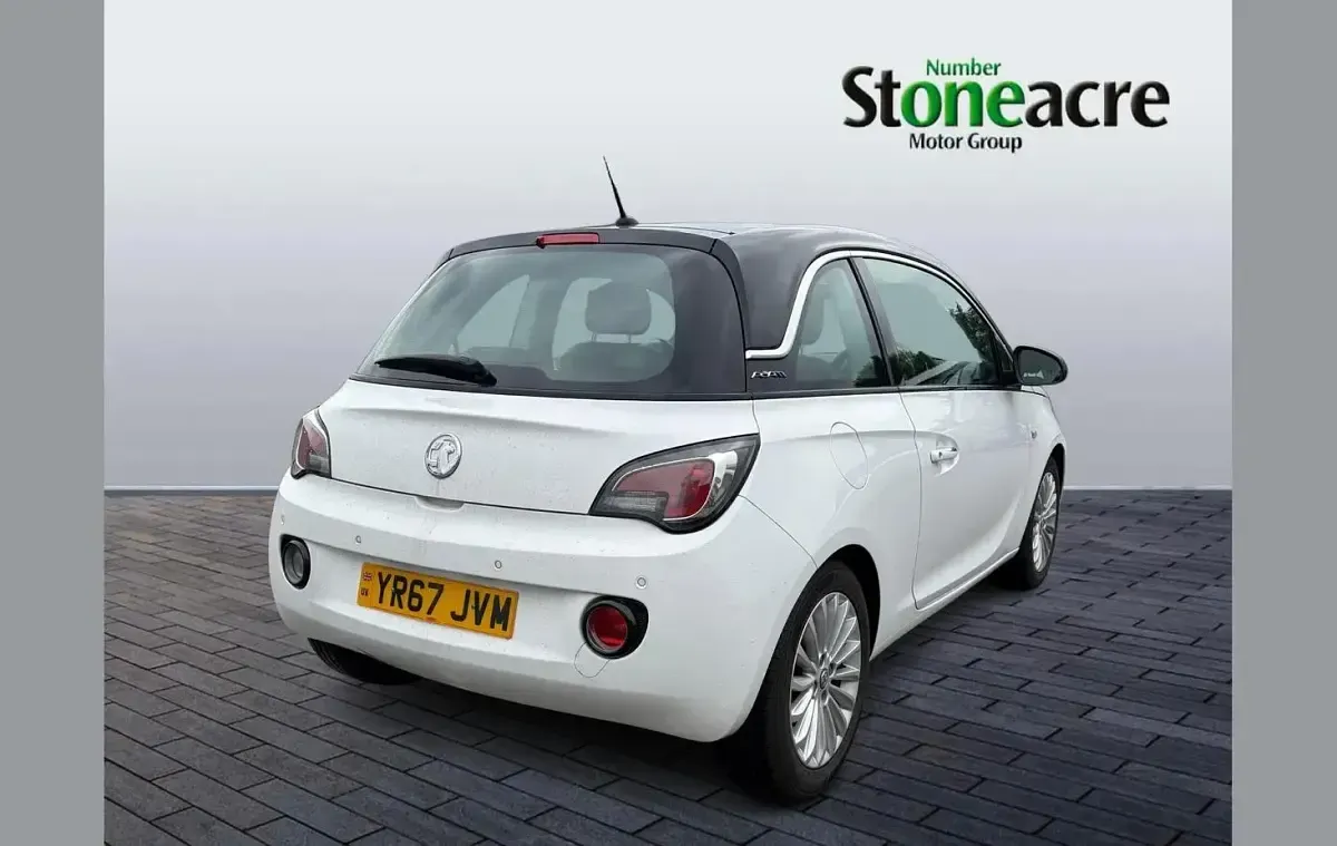 Usado Vauxhall Adam Glam 100 CV (73 kW) 2017 Blanco Utilitario