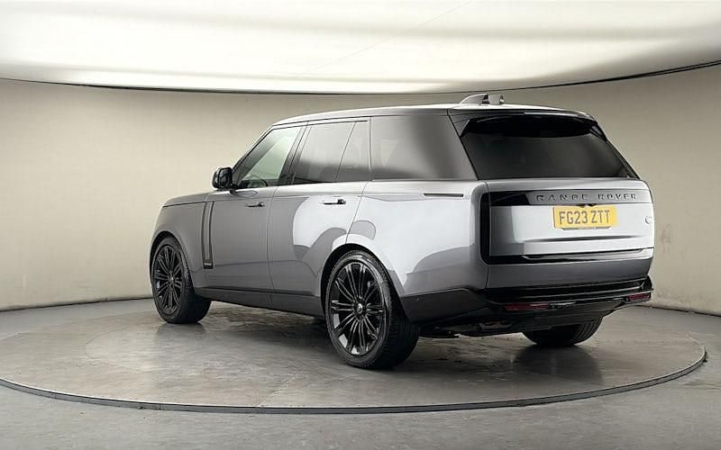 Used Land Rover Range Rover Autobiography 530 HP (389 kW) 2025 SUV