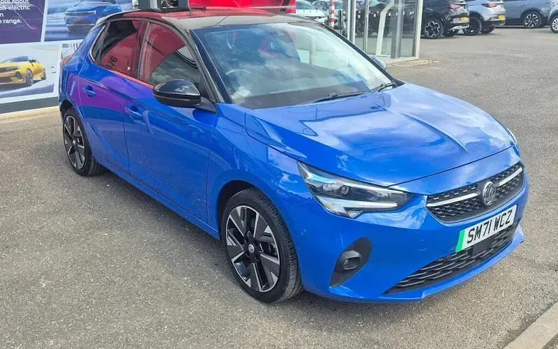 Second-hand Vauxhall Corsa-e Elite 100 kW (136 CP) 2022 Hatchback