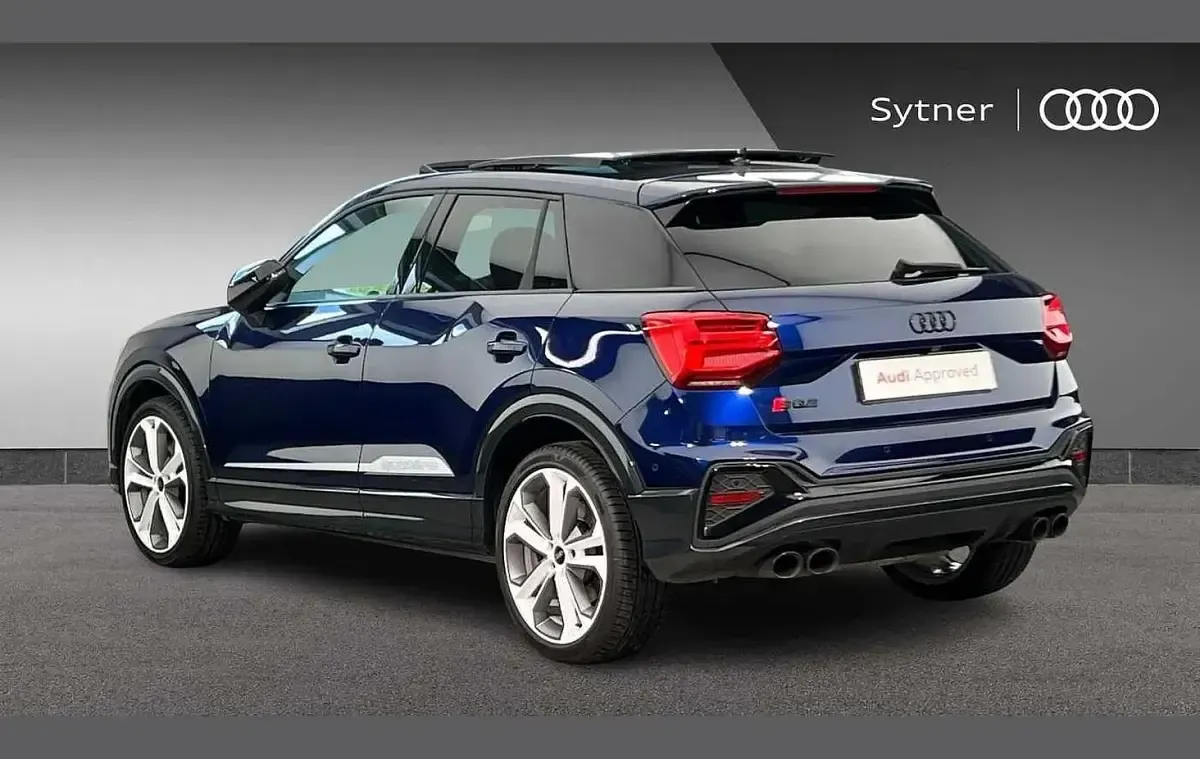 Usado Audi SQ2 Comfort 300 HP (220 kW) 2024 Azul SUV