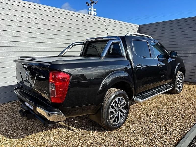 Used Nissan Navara Tekna 2016 Black Pickup