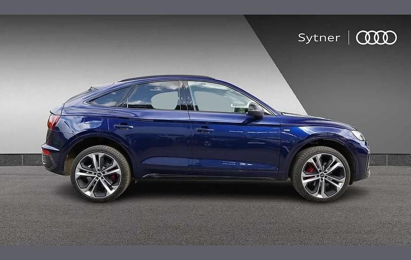 Used Audi Q5 Sportback Comfort 261 HP (191 kW) 2022 Blue SUV