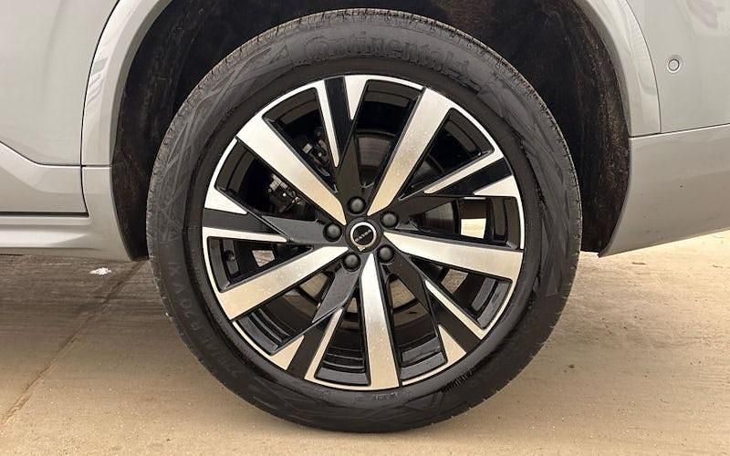 Used Volvo XC90 Plus 455 HP (334 kW) 2025 Vapour grey SUV