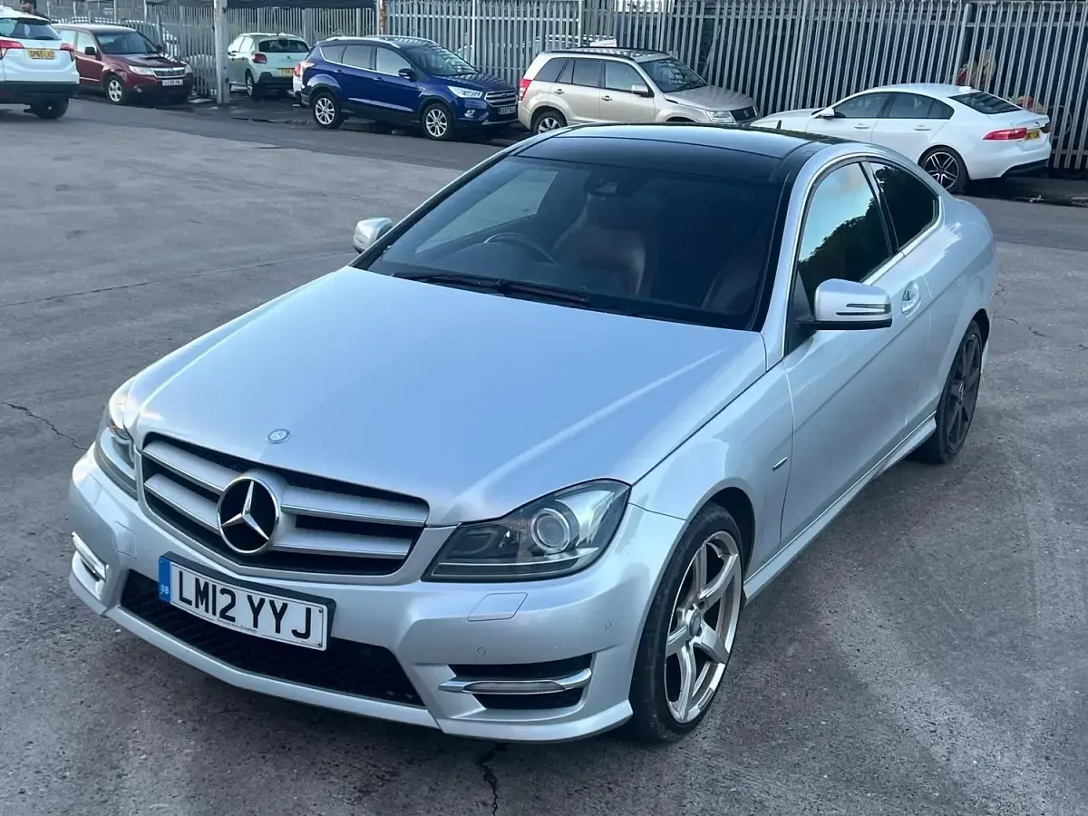 Used Mercedes C250 AMG 204 HP (150 kW) 2012 Silver Coupe
