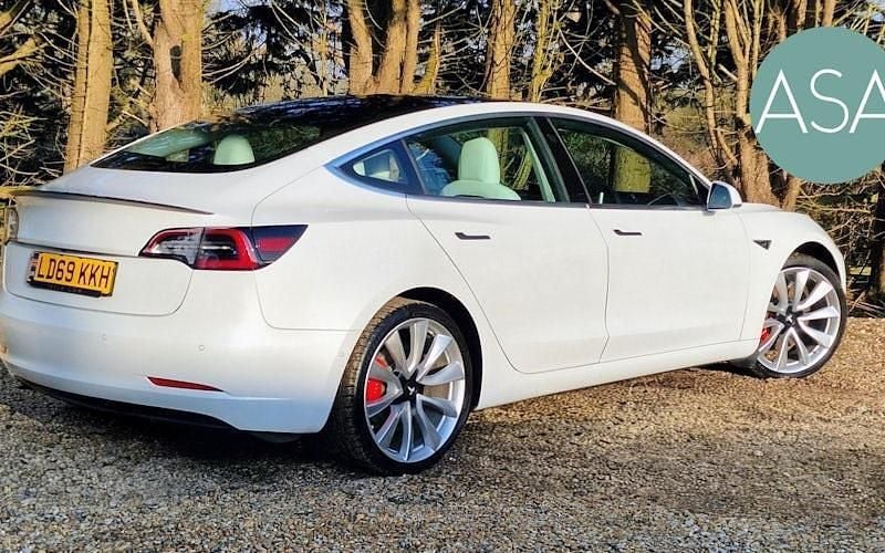 Used Tesla Model 3 Performance 334 kW (455 HP) 2023 Sedan