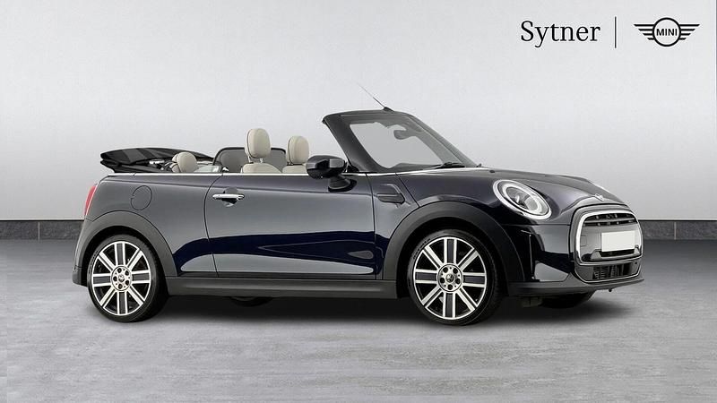 Black Used 2023 Mini Cooper Exclusive Hatchback | £22,250 (Fair price) - Image 1/4