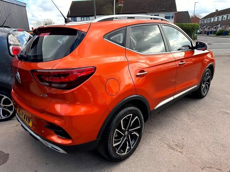 Used MG ZS Exclusive 106 HP (77 kW) 2021 Orange SUV