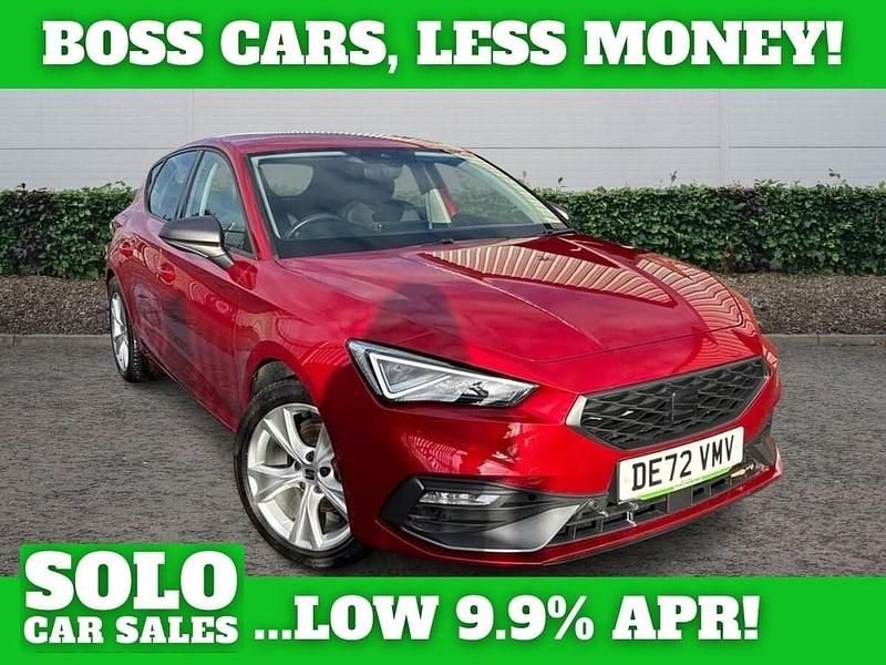 Used Seat Leon FR 130 HP (95 kW) 2022 Red Hatchback