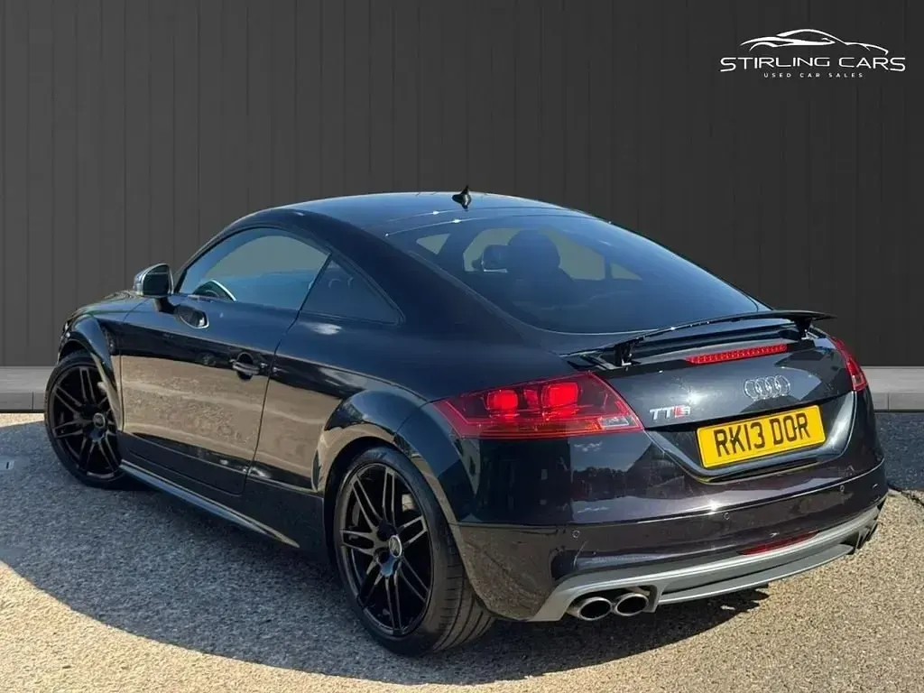 Begagnad Audi TTS Black Edition 272 HK (200 kW) 2014 Svart Sportkupé