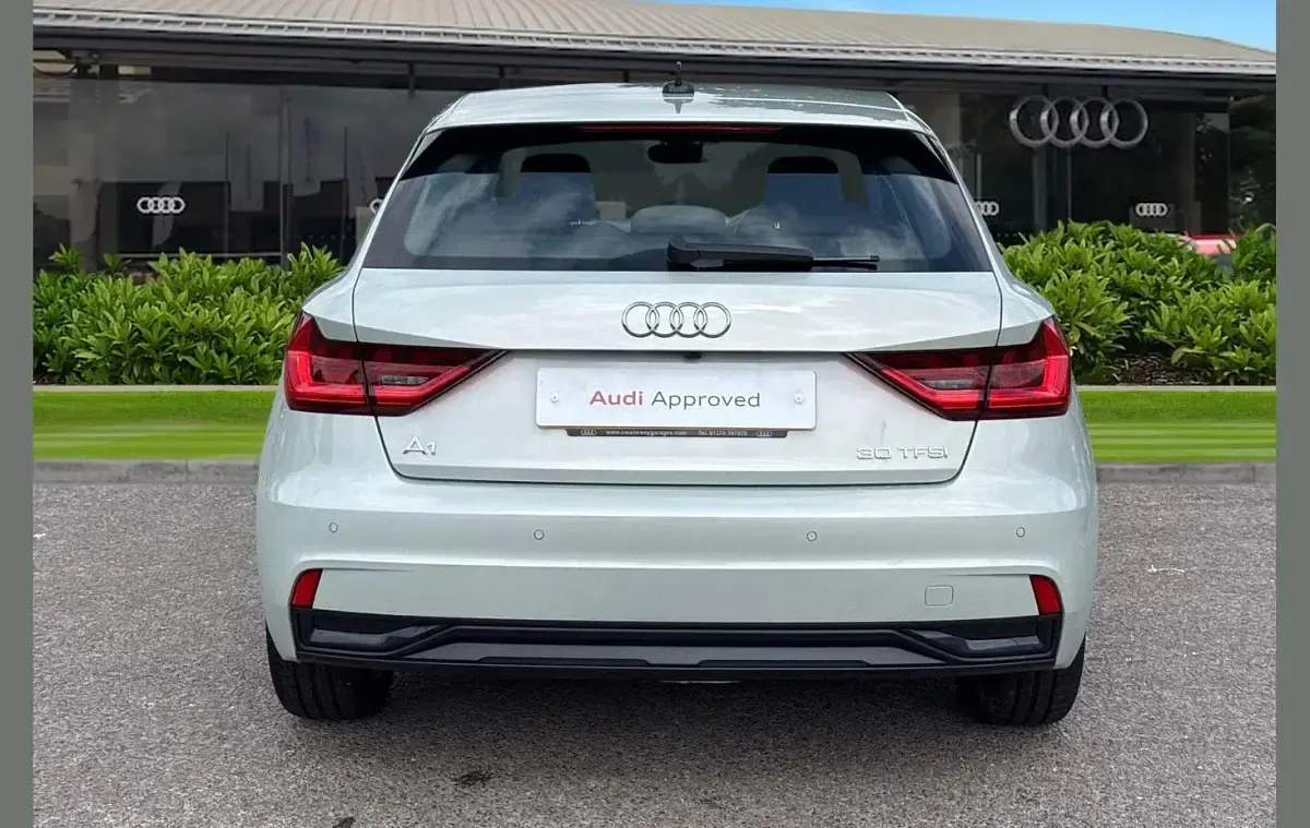 Used Audi A1 Sport 113 HP (83 kW) 2026 Silver SUV