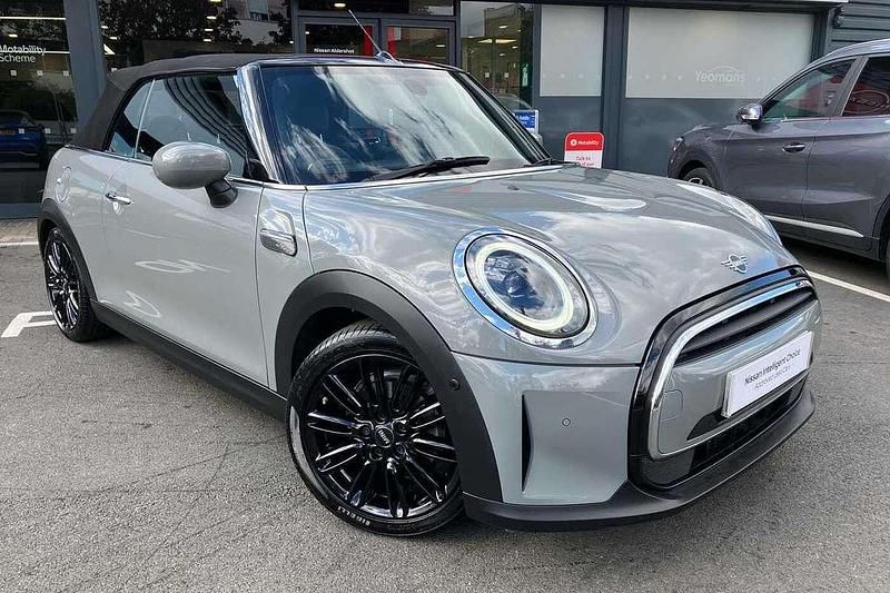 Grey Used 2022 Mini Cooper Cabriolet Exclusive Cabriolet | £16,490 (Good price) - Image 1/4