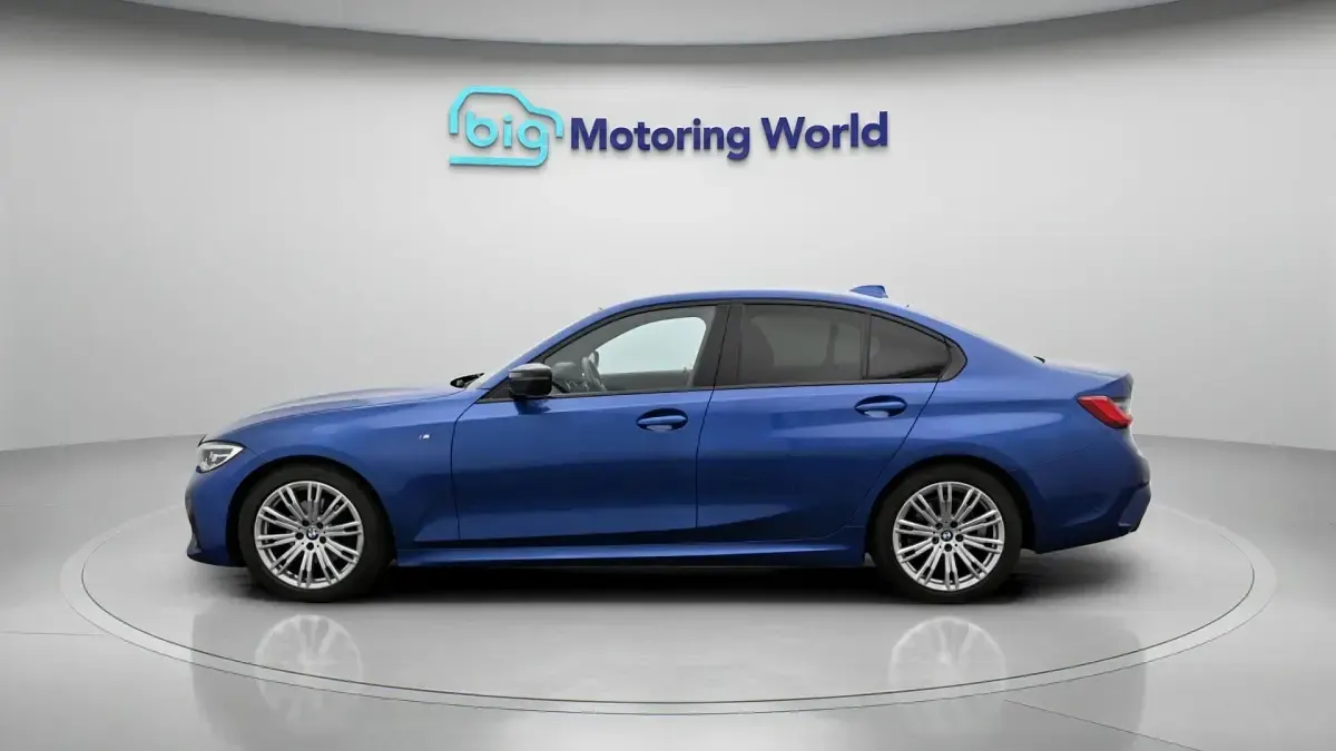 Used BMW 320 M Sport 184 HP (135 kW) 2019 Blue Sedan