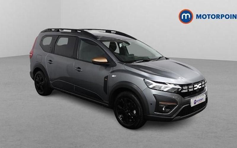 Used 2025 Dacia Jogger Extreme MPV | £18,399 (Fair price) - Image 1/4