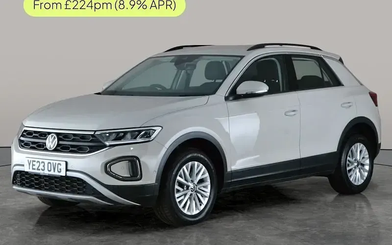 Begagnad VW T-Roc Life 110 HK (80 kW) 2023 SUV