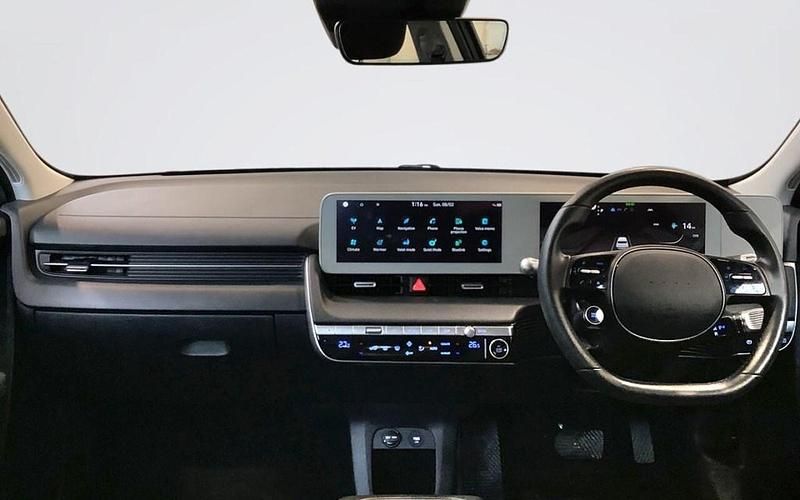 Used Hyundai Ioniq Premium 125 kW (170 HP) 2023 Hatchback