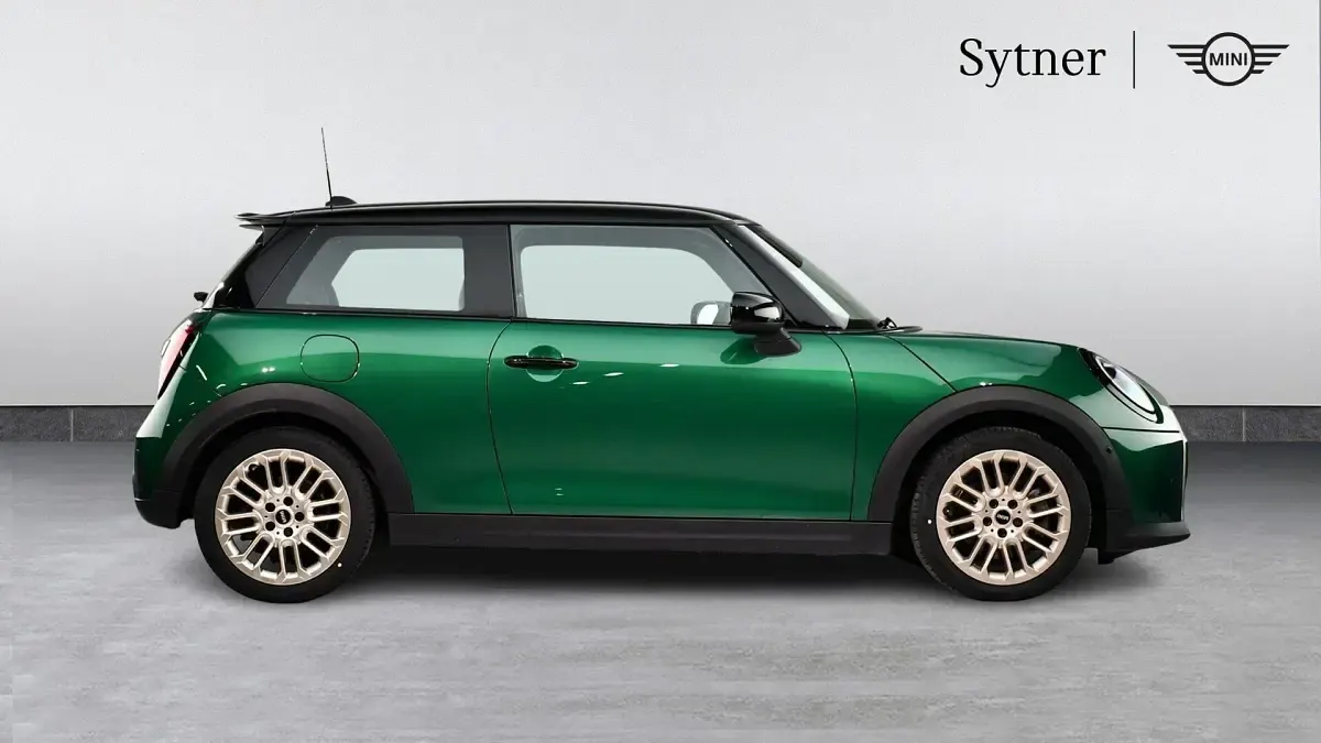 Used Mini Cooper S Hatch 201 HP (147 kW) 2024 Green Hatchback