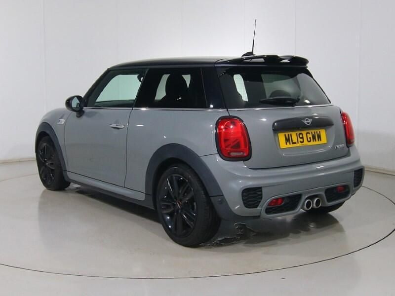 Used Mini Cooper S Hatch 189 HP (139 kW) 2019 Grey Hatchback