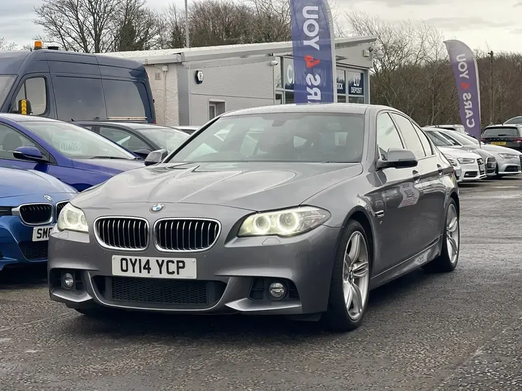 Usado BMW 520 M Sport 184 CV (135 kW) 2014 Gris Berlina