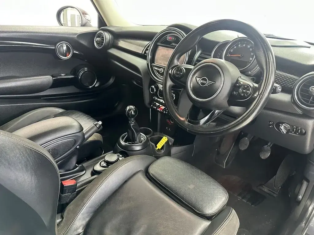 Used Mini Cooper S Hatch 192 HP (141 kW) 2018 Grey Hatchback