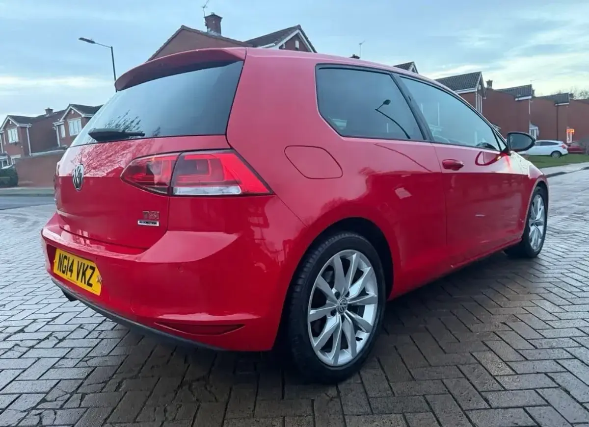 Used VW Golf VII GT 150 HP (110 kW) 2014 Red Hatchback