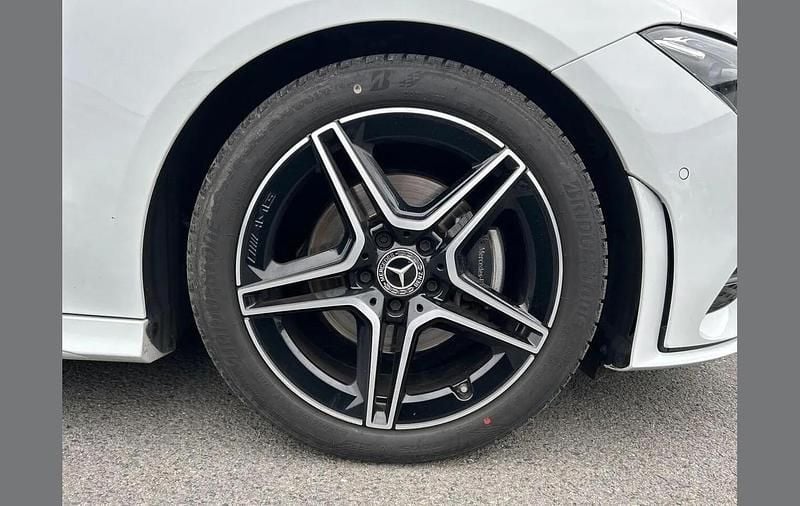 Used Mercedes CLA180 Executive 136 HP (100 kW) 2023 White Sedan
