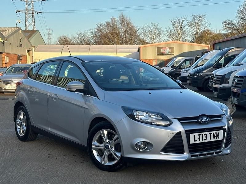 Used Ford Focus Zetec 2013 Silver Hatchback