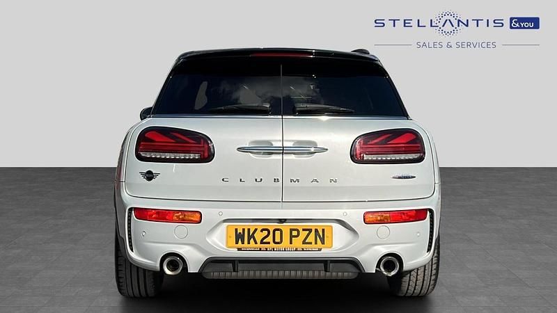 Usado Mini John Cooper Works Clubman 302 CV (222 kW) 2020 Gris Familiar