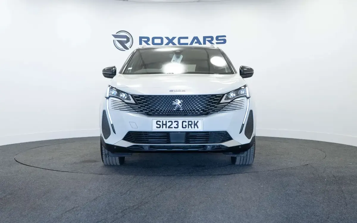 Used Peugeot 5008 GT 130 HP (95 kW) 2023 White SUV