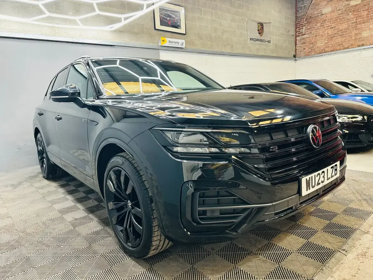 Used VW Touareg Black Edition 286 HP (210 kW) 2022 Black SUV