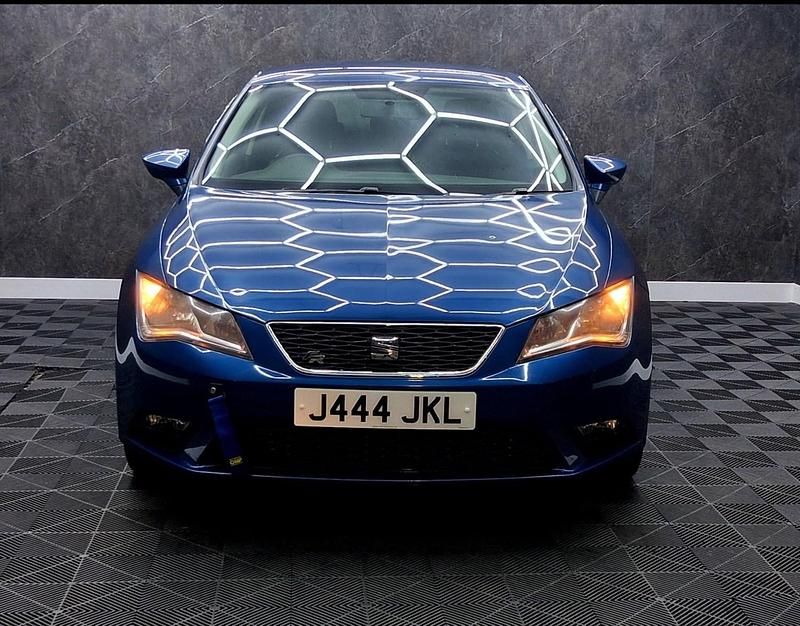 Used Seat Leon SE 105 HP (77 kW) 2013 Blue Hatchback