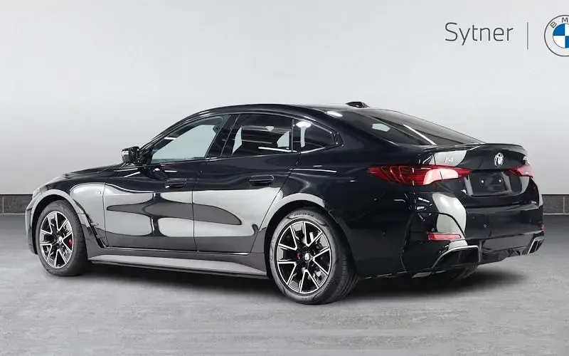 New BMW i4 442 kW (601 HP) 2026 Sedan