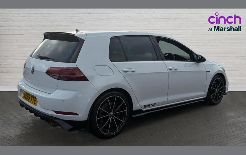 Used VW Golf VII GTI 290 HP (213 kW) 2019 White Hatchback