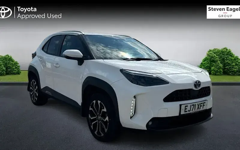 Used Toyota Yaris Hybrid Design 116 HP (85 kW) 2026 Estate