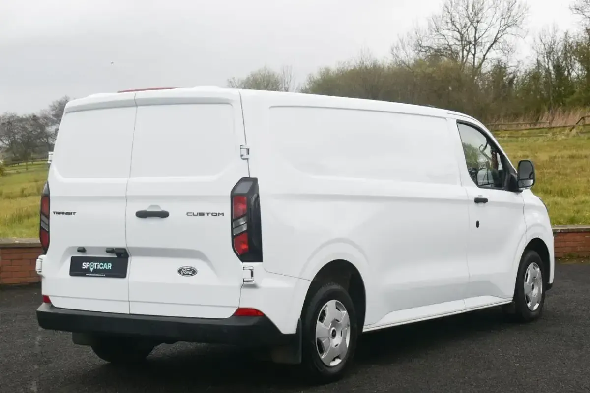Used Ford Transit Custom Trend 134 HP (98 kW) 2024 White