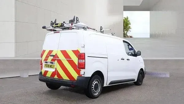 Used Peugeot Expert S 2018 White Van