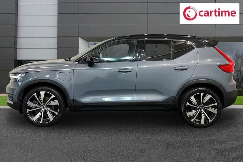 Used Volvo XC40 R-Design Pro 2022 Grey SUV
