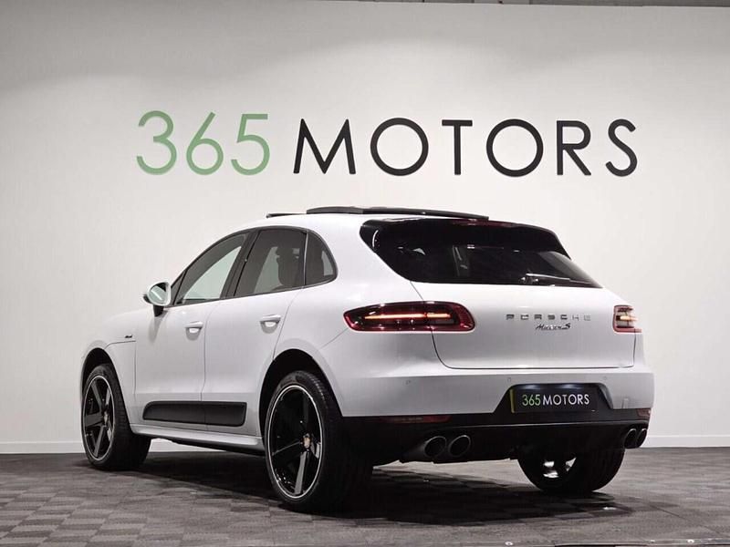 Usado Porsche Macan 258 HP (189 kW) 2015 Branco SUV