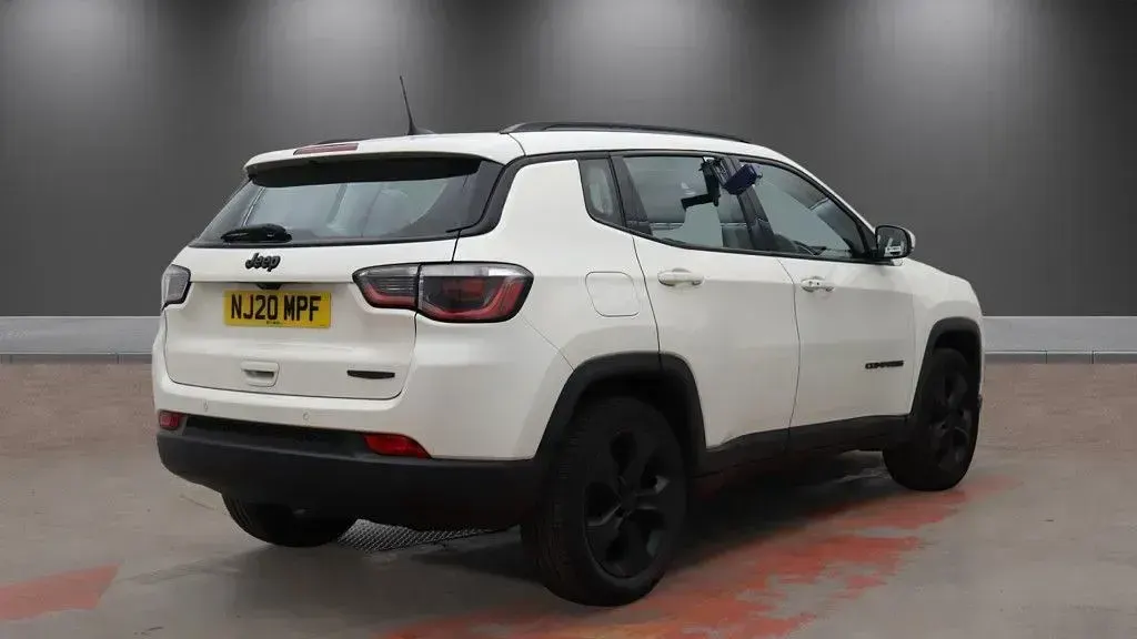 Used Jeep Compass Night Eagle 140 HP (102 kW) 2020 White SUV